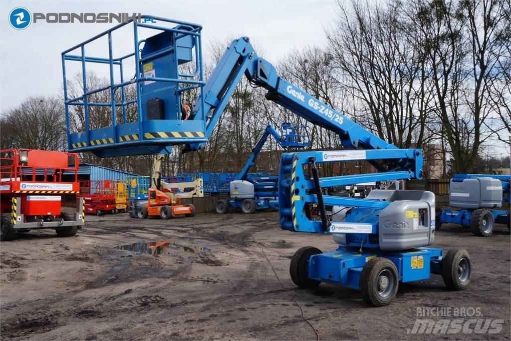 Genie Z45/25J DC Bomlifte med knækarm