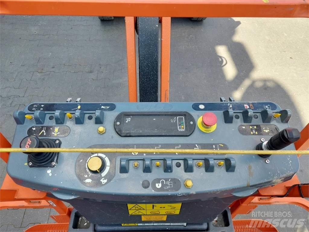 JLG E450AJ Bomlifte med knækarm