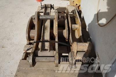 CAT 320C/DL Thumb Andet tilbehør