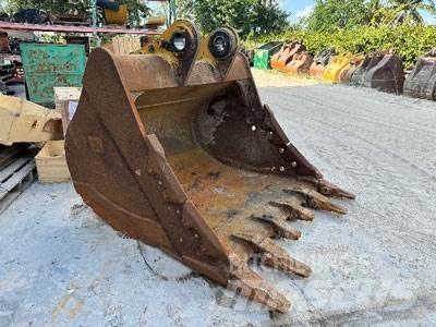CAT 352 Gravemaskiner på larvebånd