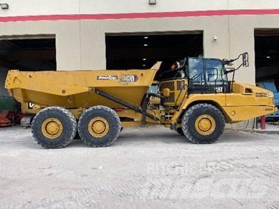 CAT 730-04A Terrængående lastbiler