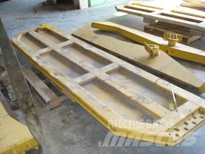 CAT 740 Tailgate Andet tilbehør