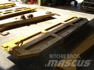 CAT 740 Tailgate Andet tilbehør