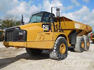 CAT 740B Terrængående lastbiler
