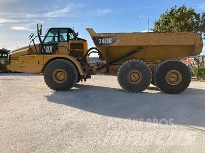 CAT 740B Terrængående lastbiler