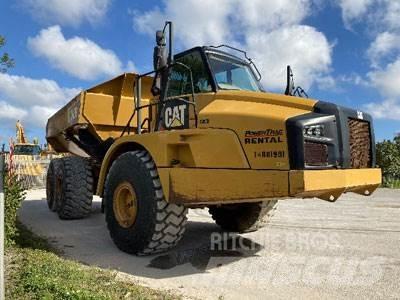 CAT 740B Terrængående lastbiler