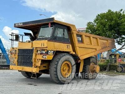CAT 775E Knækstyrede dumpere
