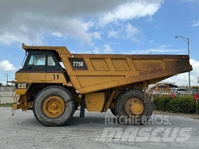 CAT 775E Knækstyrede dumpere