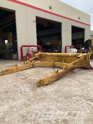 CAT D8T Angle Blade Andet tilbehør