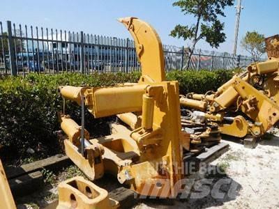 CAT D8T Ripper, S/S Andet tilbehør