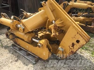 CAT D8T Ripper, S/S Andet tilbehør