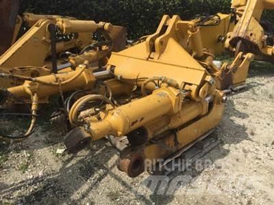 CAT D8T Ripper, S/S Andet tilbehør