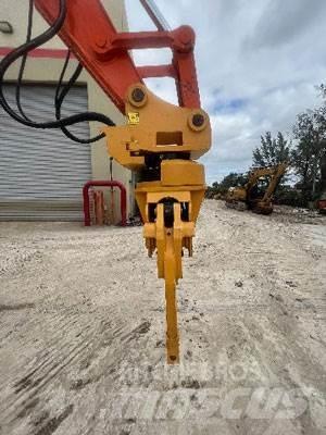 Hitachi ZX225USLC-6 Materialehåndteringsmaskiner