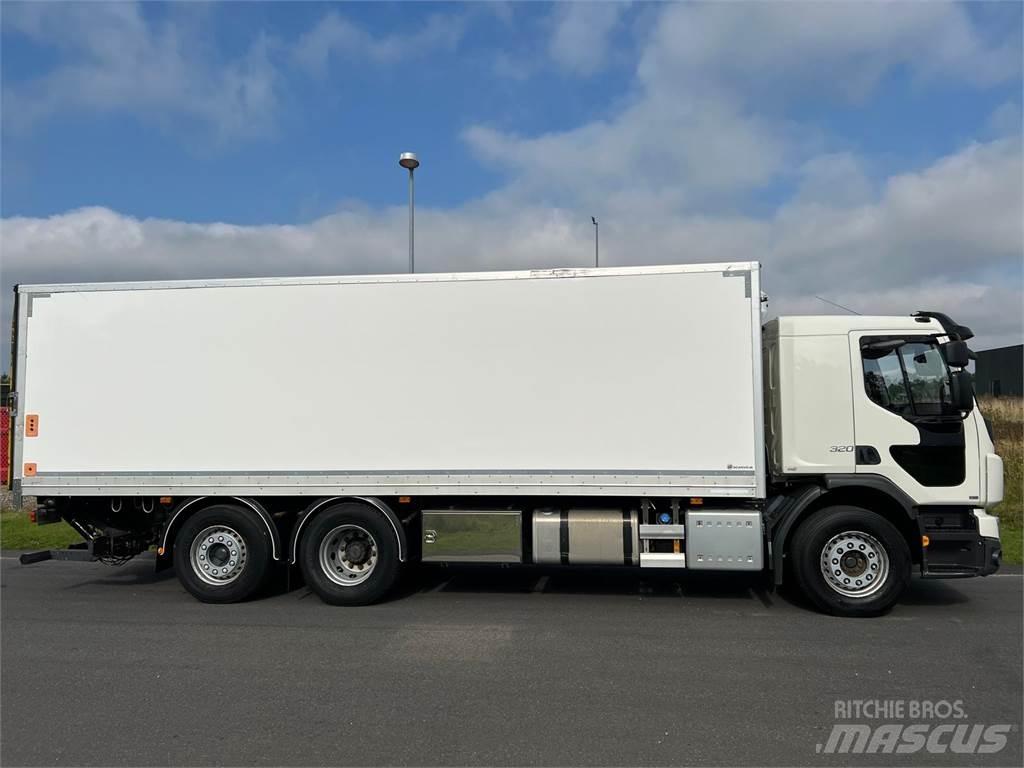 Volvo FE320 6x2*4 Fast kasse