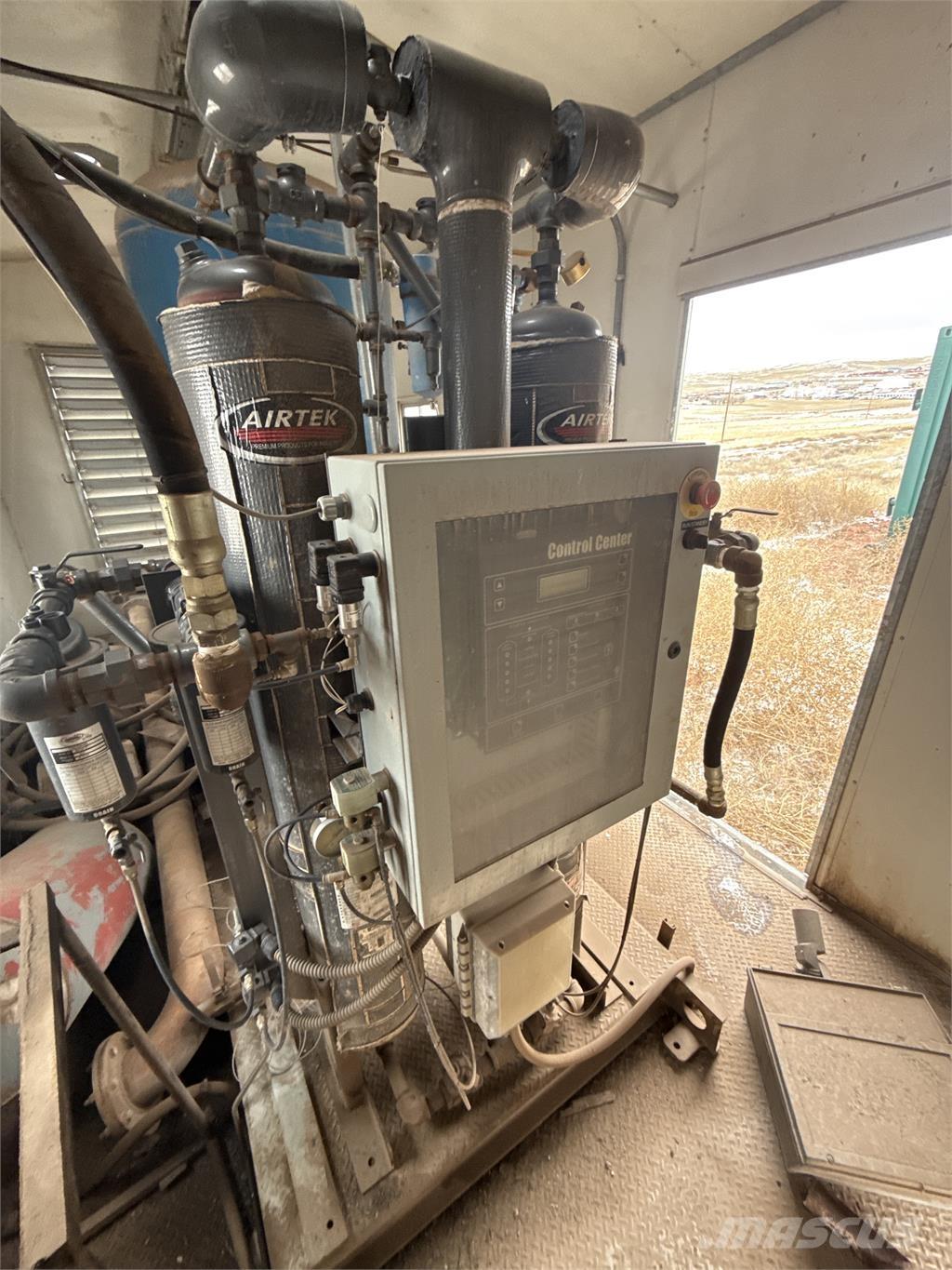 Quincy  Entreprenør - Andet