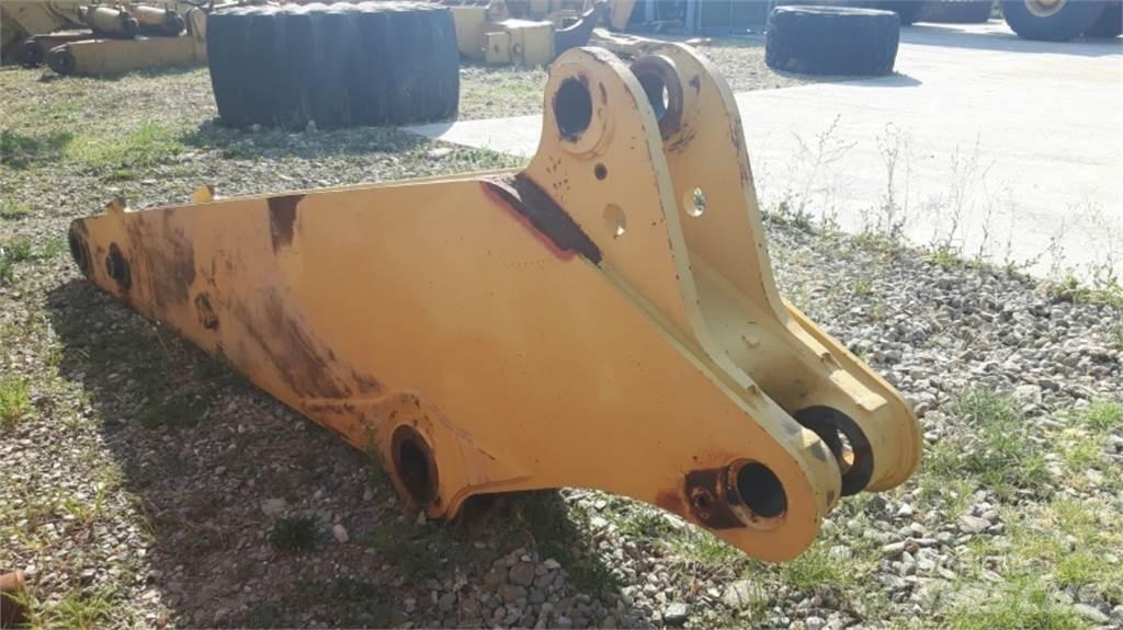 CAT 231D Chassis og suspension