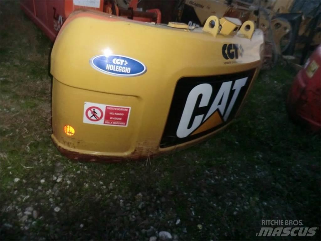 CAT 312D Chassis og suspension