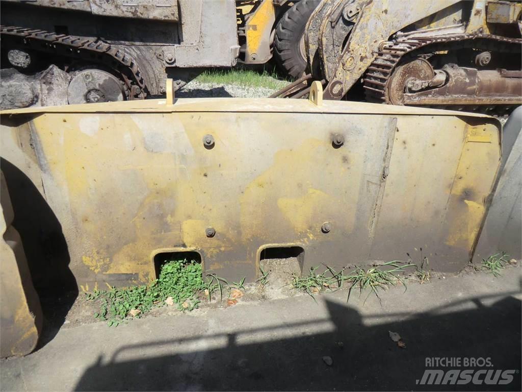 CAT 317B Chassis og suspension
