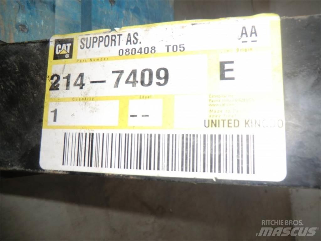 CAT 735 Chassis og suspension