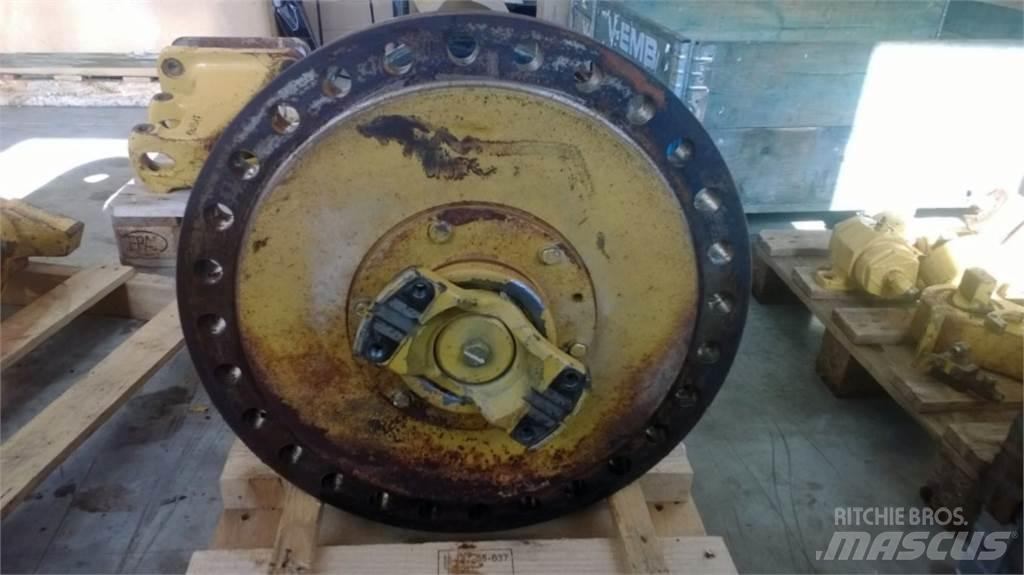 CAT 735 Chassis og suspension