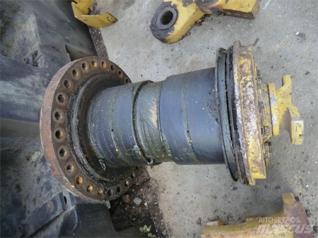 CAT 735 Chassis og suspension