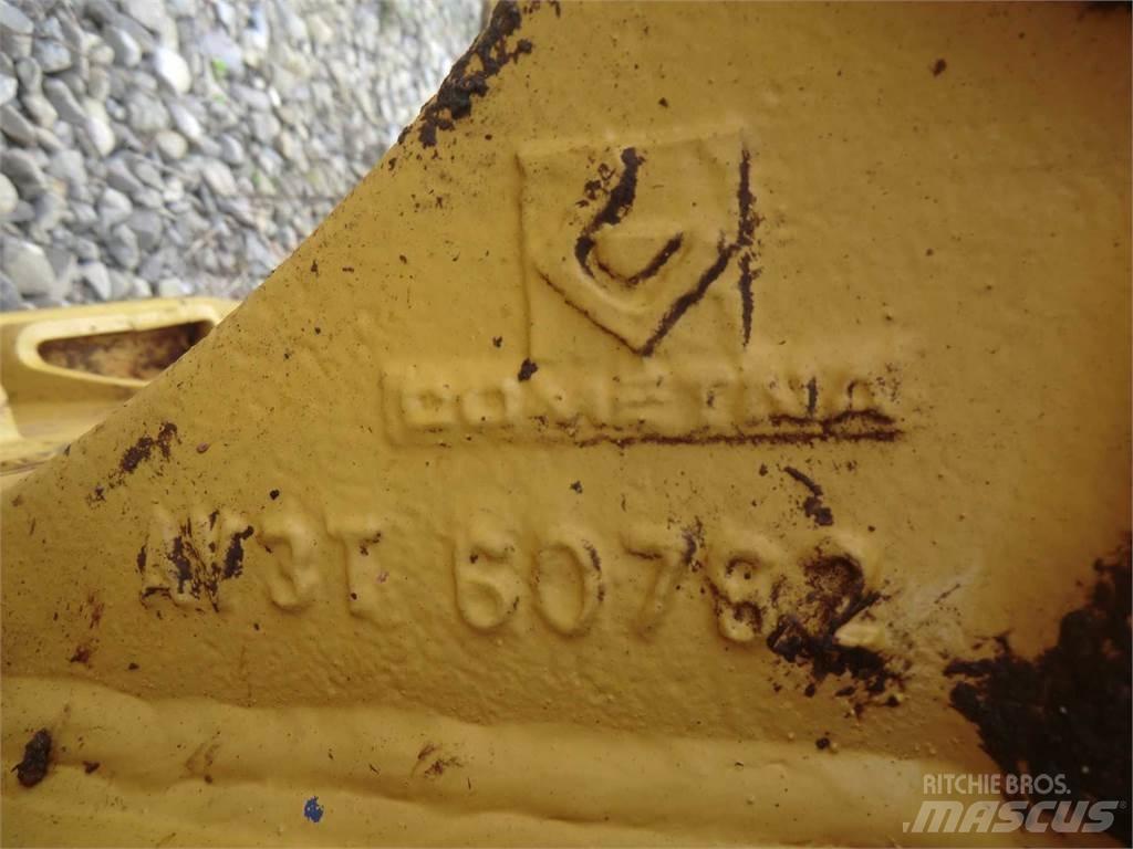 CAT 735 Chassis og suspension