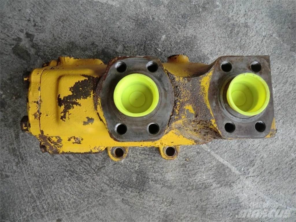 CAT 950H Chassis og suspension