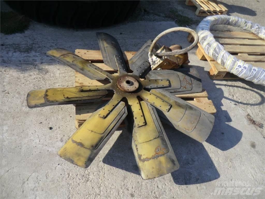 CAT 950H Chassis og suspension