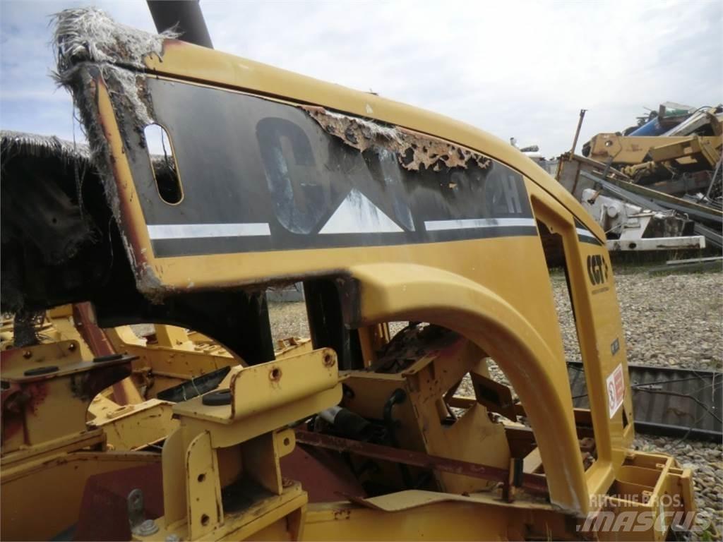 CAT 962H Chassis og suspension