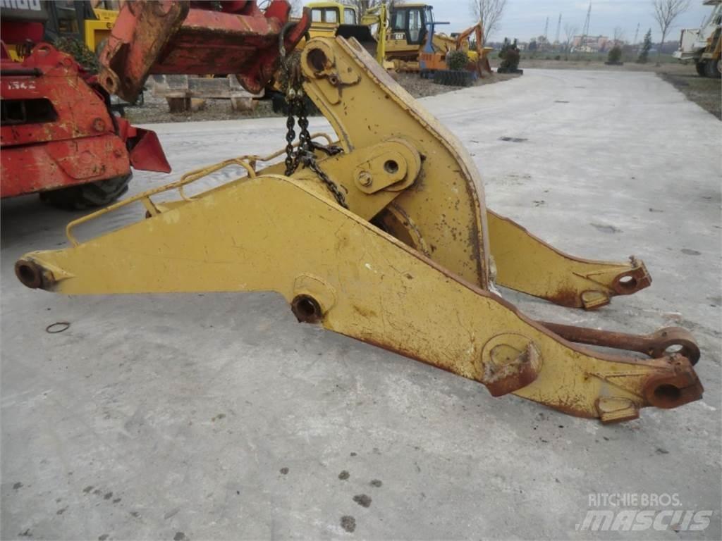 CAT 963C Chassis og suspension