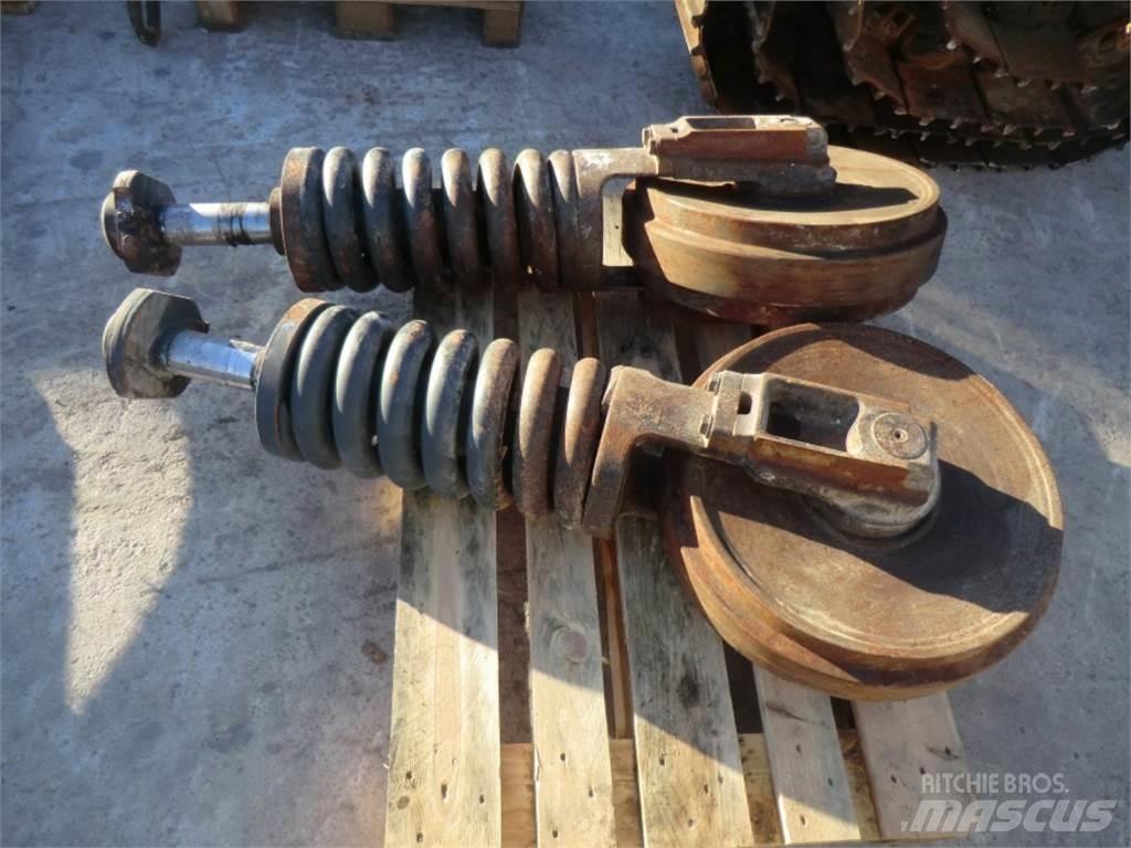 CAT 988F Chassis og suspension