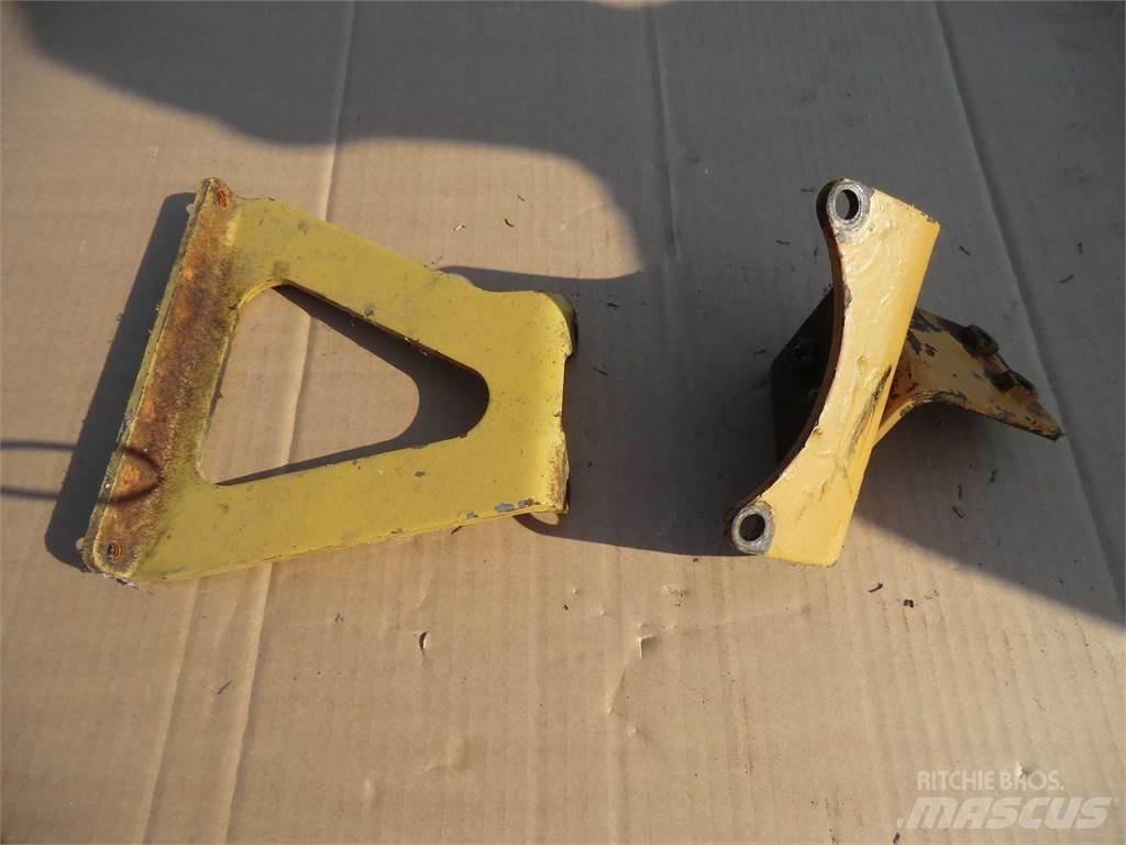 CAT 988F I Chassis og suspension