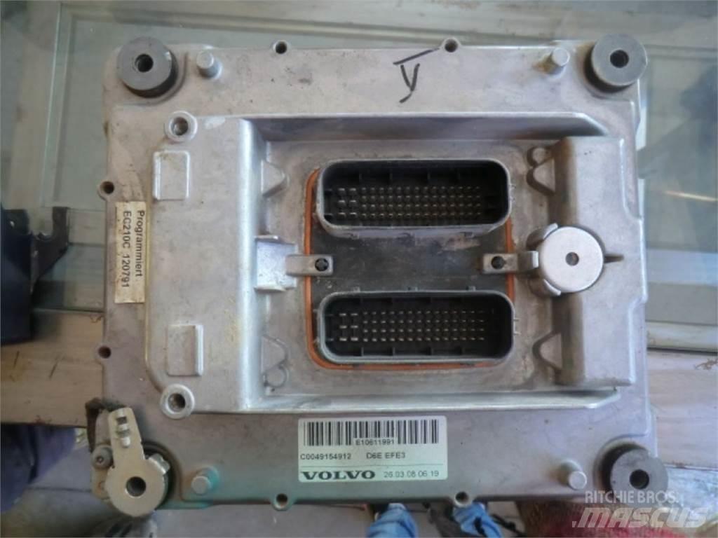 CAT 988H Chassis og suspension