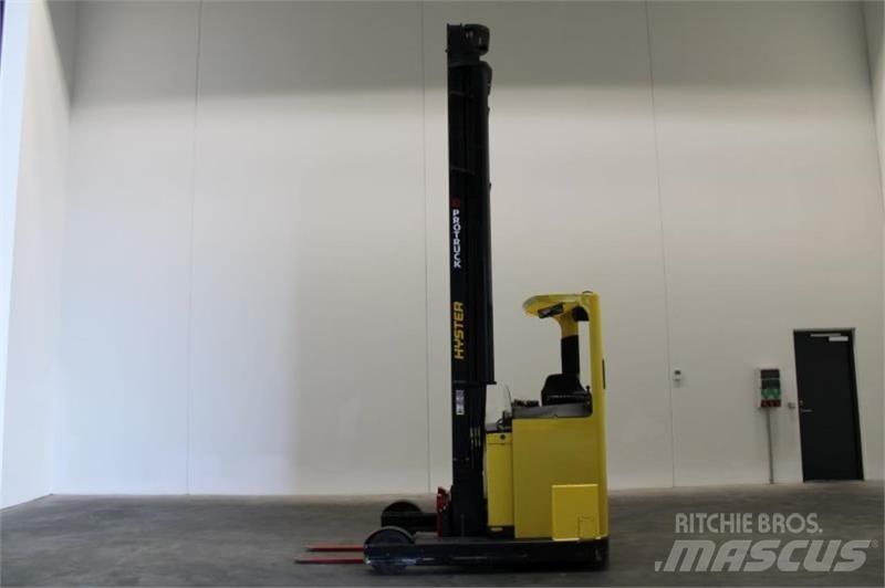 Hyster R2.0 Reachtruck