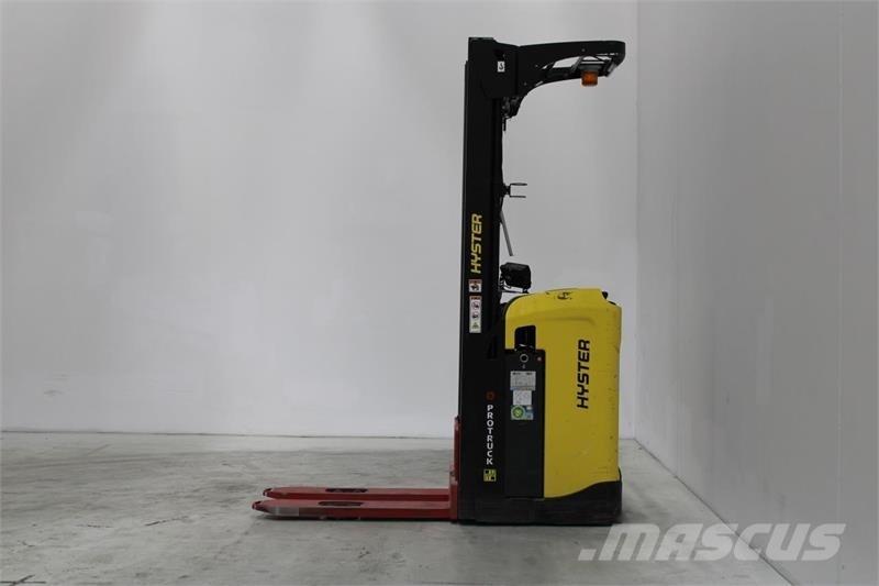 Hyster RS1.6 Selvkørende stablere