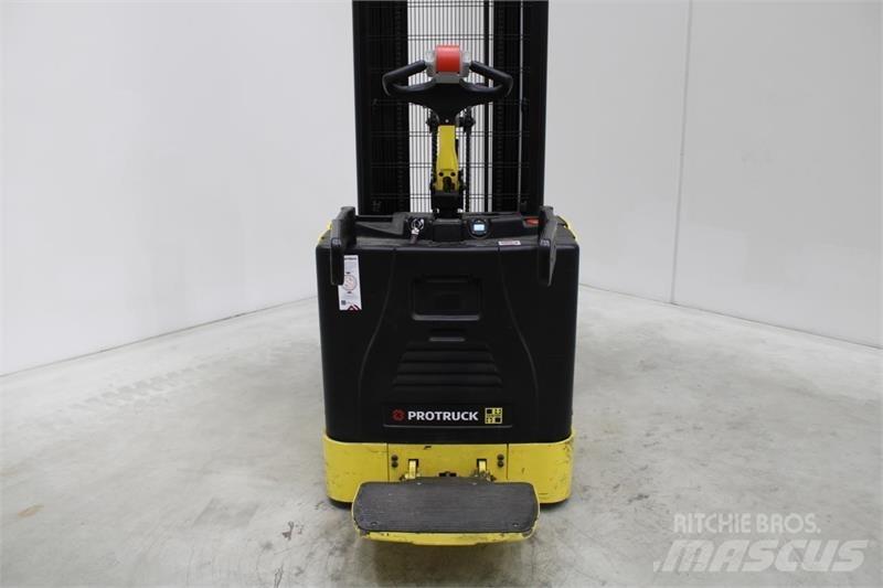 Hyster S1.5S Selvkørende stablere