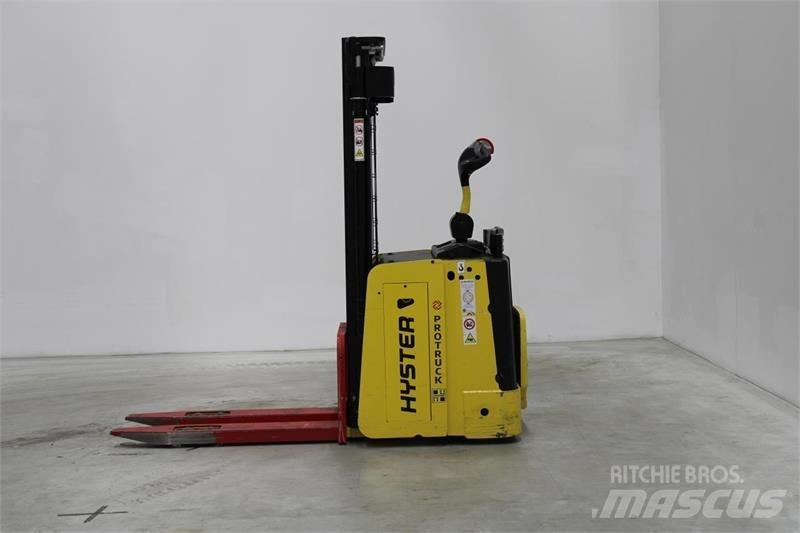 Hyster S1.5S Selvkørende stablere