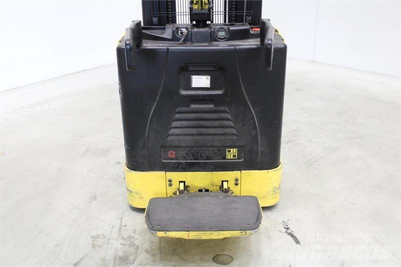 Hyster S1.5S Selvkørende stablere
