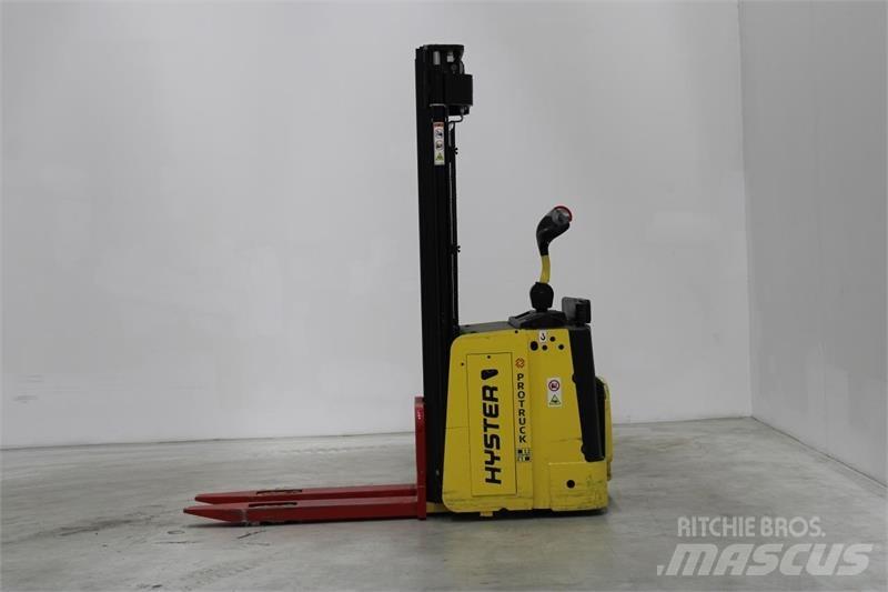 Hyster S1.5S Selvkørende stablere