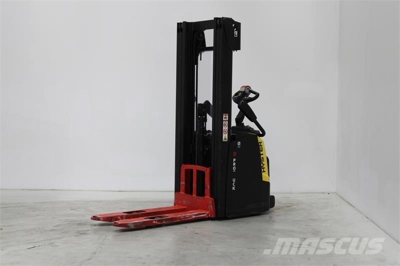 Hyster S1.6S Selvkørende stablere