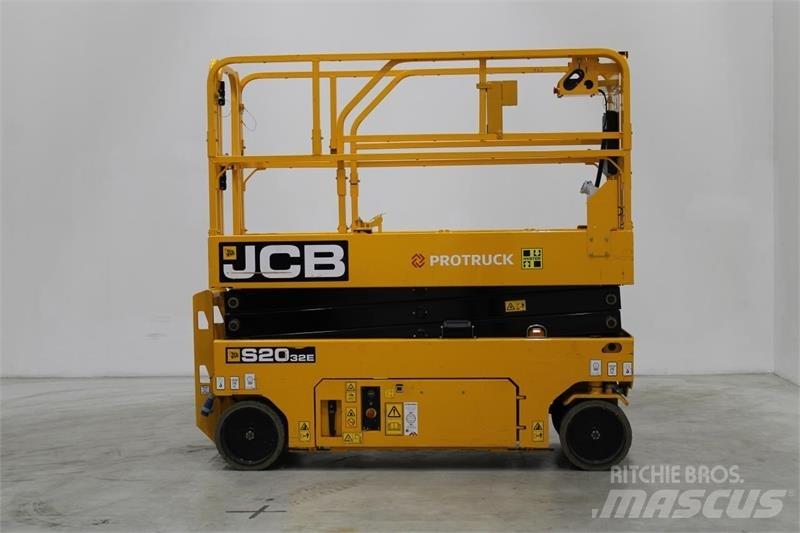 JCB S2032E Saxlifte