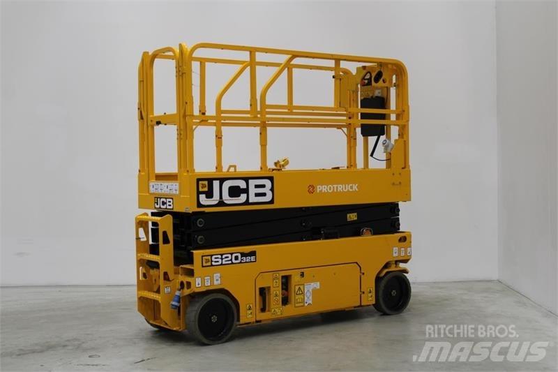 JCB S2032E Saxlifte