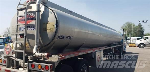 Polar AEB6 9,500-4 Semi-trailer med Tank