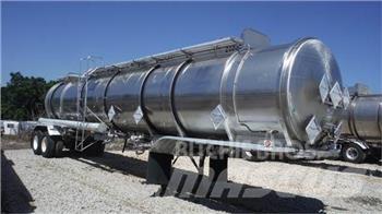 Polar SRX7 Semi-trailer med Tank