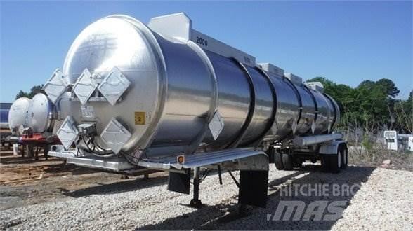 Polar SRX7 Semi-trailer med Tank