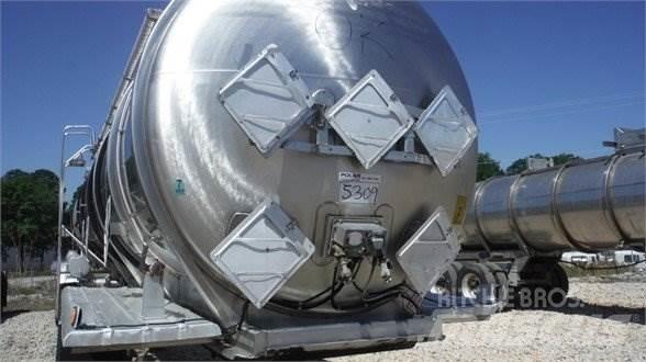 Polar SRX7 Semi-trailer med Tank