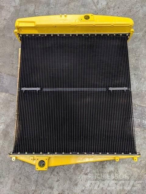 CAT D8H Radiatorer