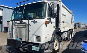 Autocar WX64 Renovationslastbiler