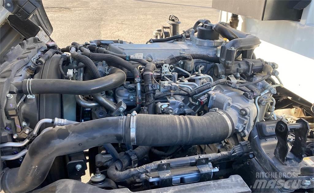 Isuzu NRR Renovationslastbiler