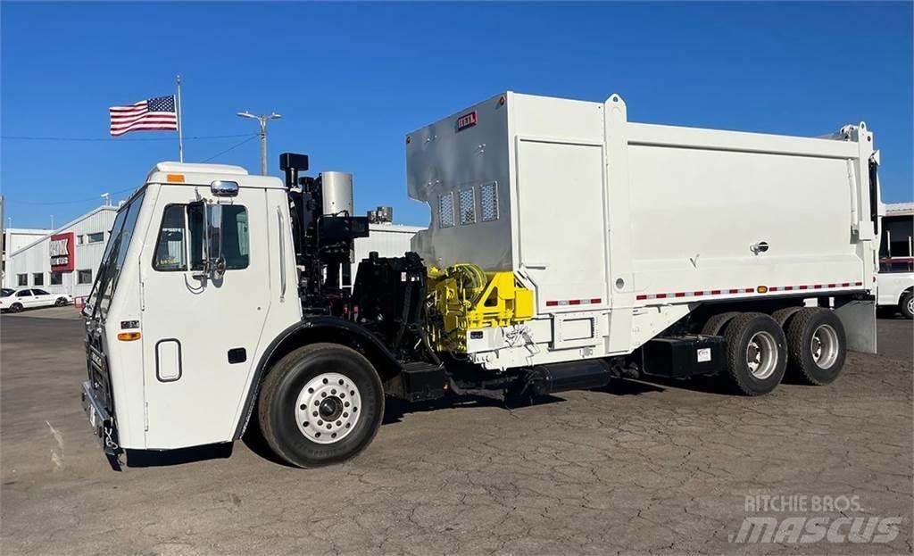 Mack LEU613 Renovationslastbiler